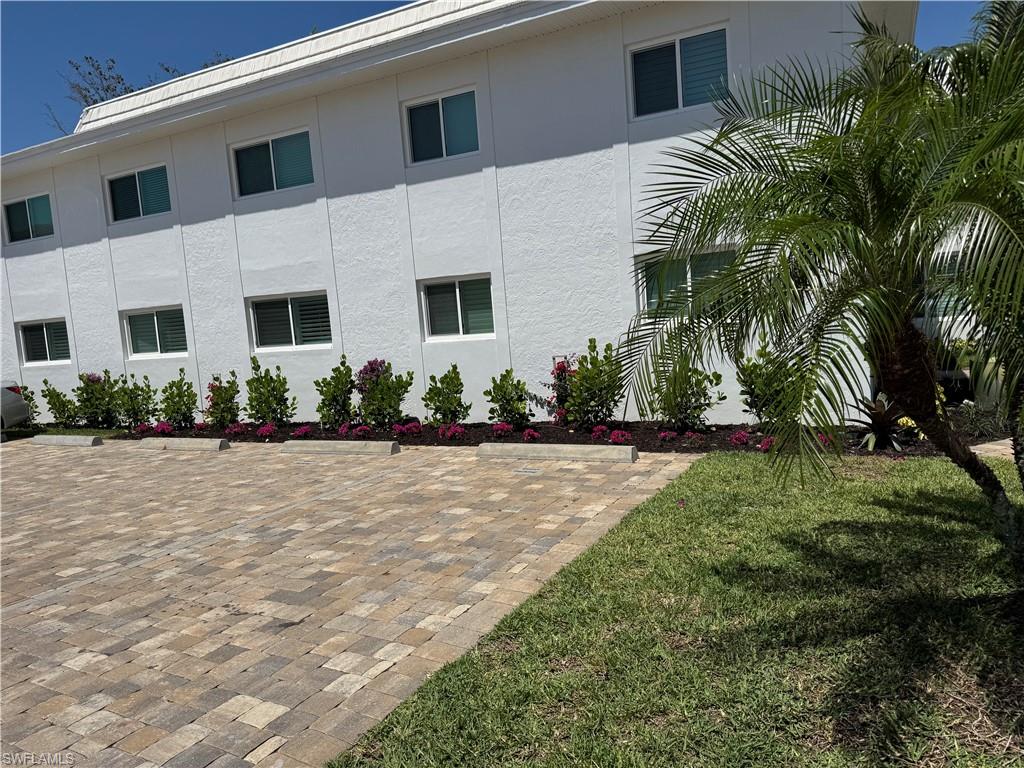 4170 Crayton Rd # C3 Property Photo 7