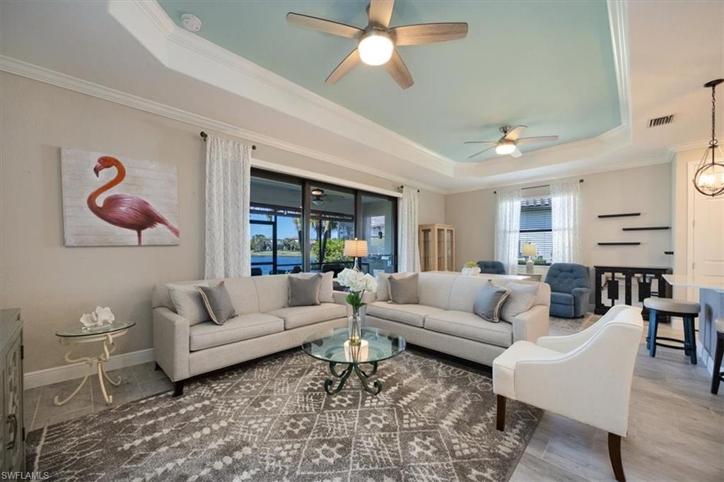 2014 Mustique St Property Photo 4