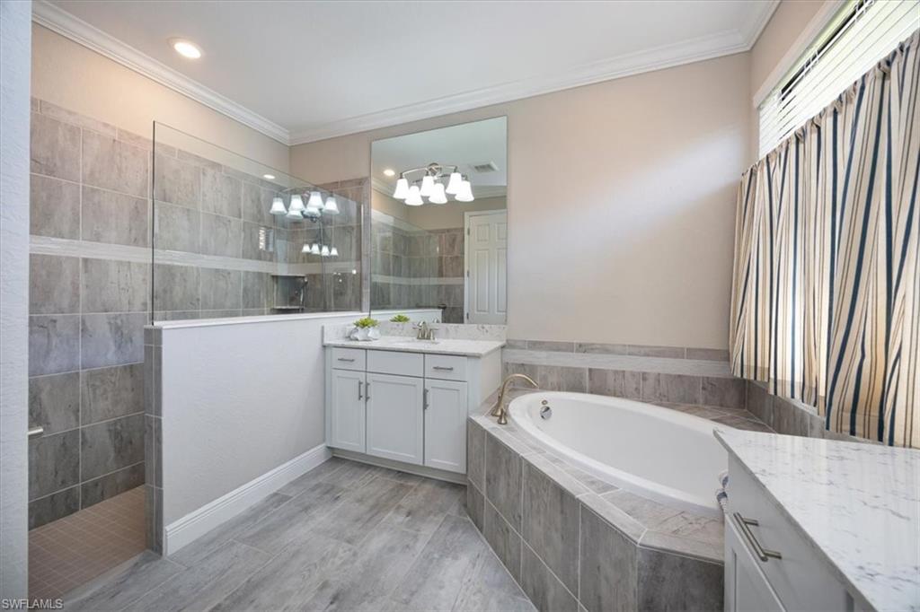 2014 Mustique St Property Photo 10
