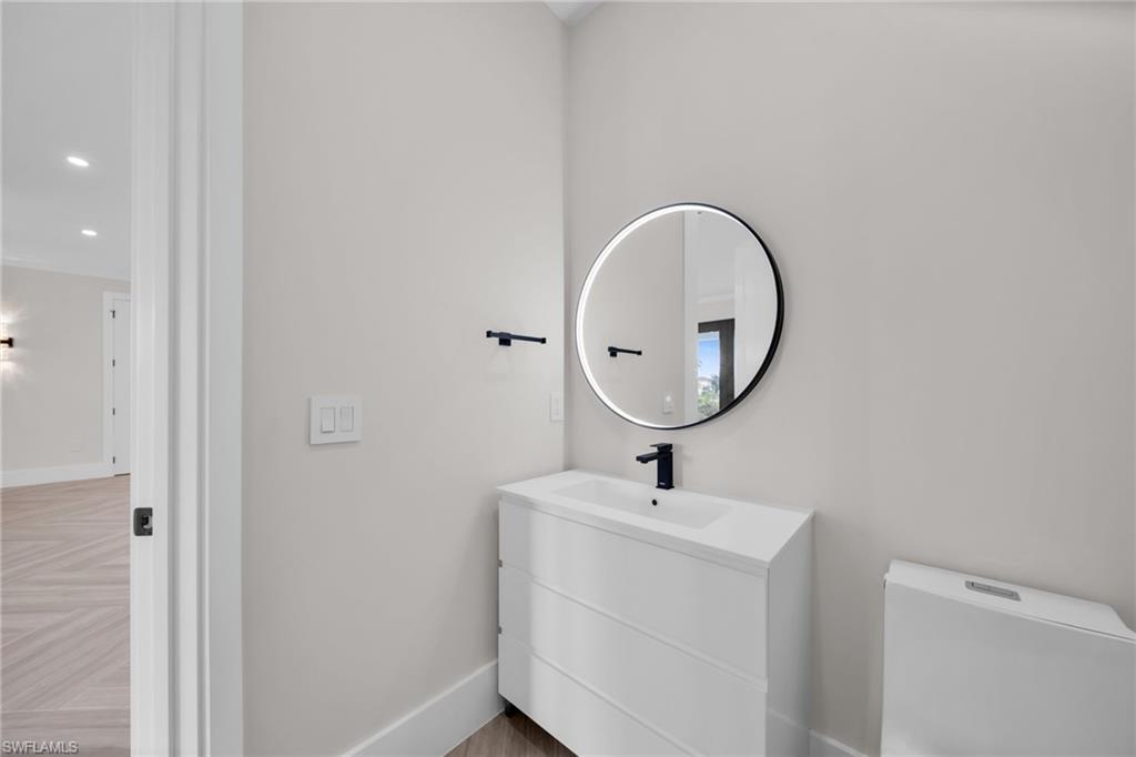 1142 Ne 37 St Property Photo 17