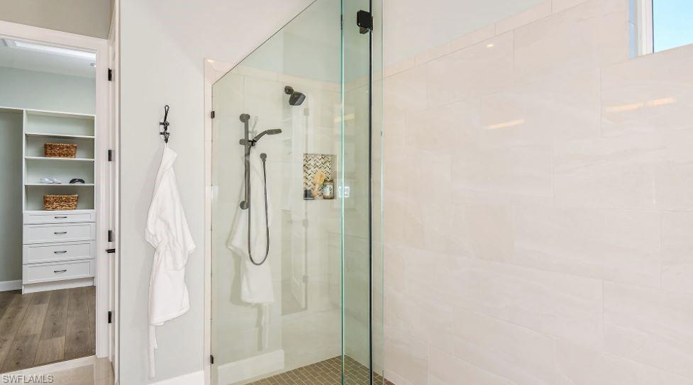 15817 Derna St Property Photo 8