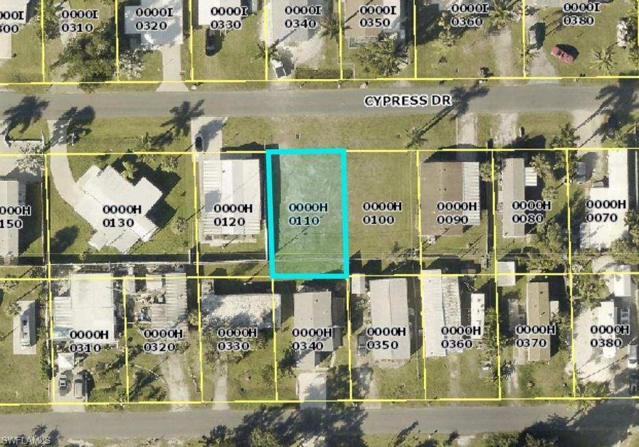 12111 Cypress Dr Property Photo 3