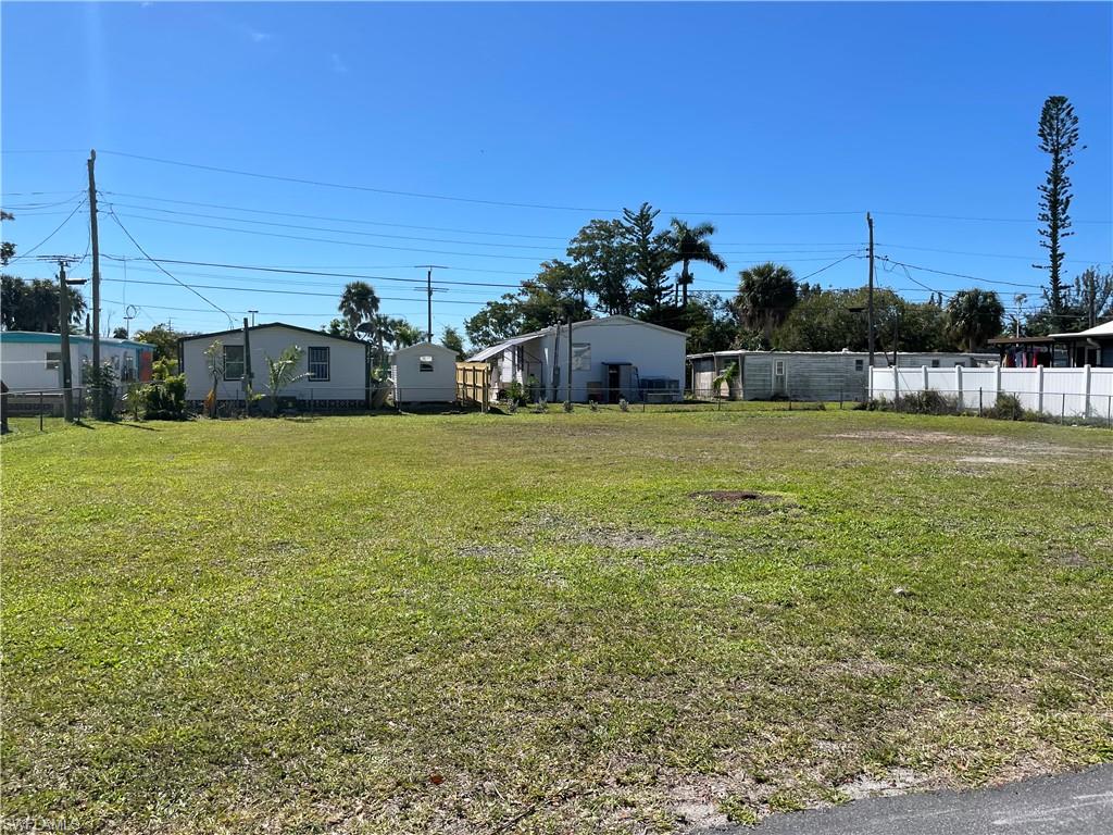 12111 Cypress Dr Property Photo 5