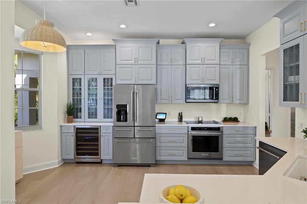 5065 Yacht Harbor Dr # 203 Property Photo 8