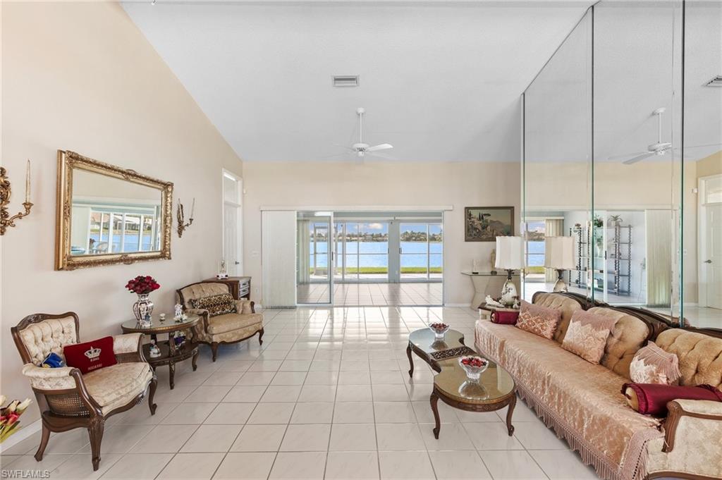 6887 Mill Pond Cir Property Photo 6