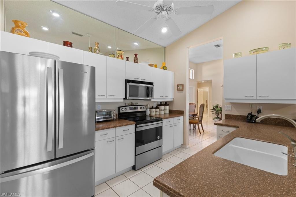 6887 Mill Pond Cir Property Photo 12
