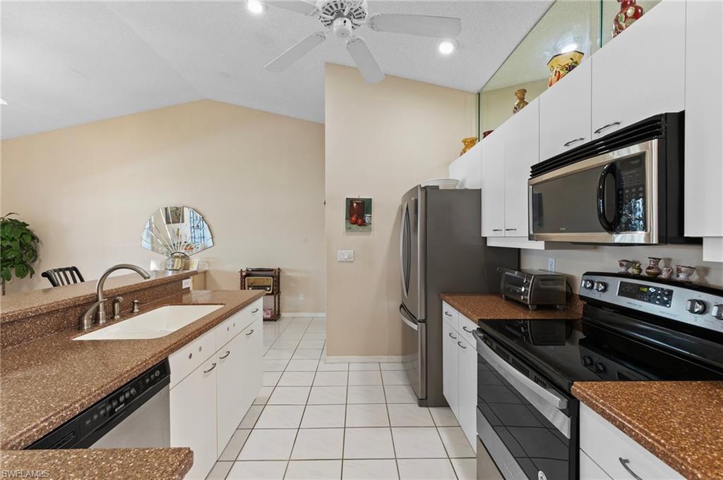 6887 Mill Pond Cir Property Photo 13