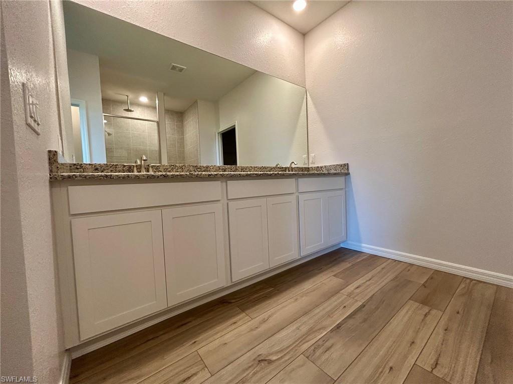 4602 Nw 34th Ter Property Photo 5