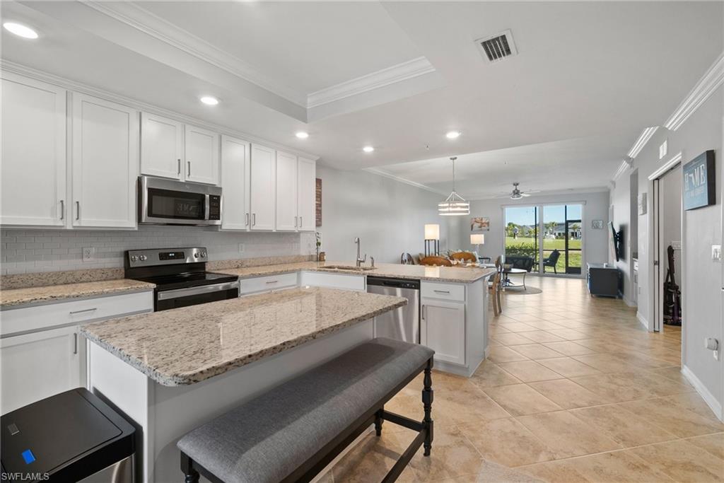 43051 Greenway Blvd # 817 Property Photo 6