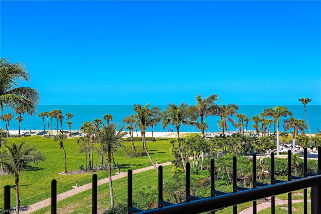 4251 Gulf Shore Blvd N # 5c Property Photo