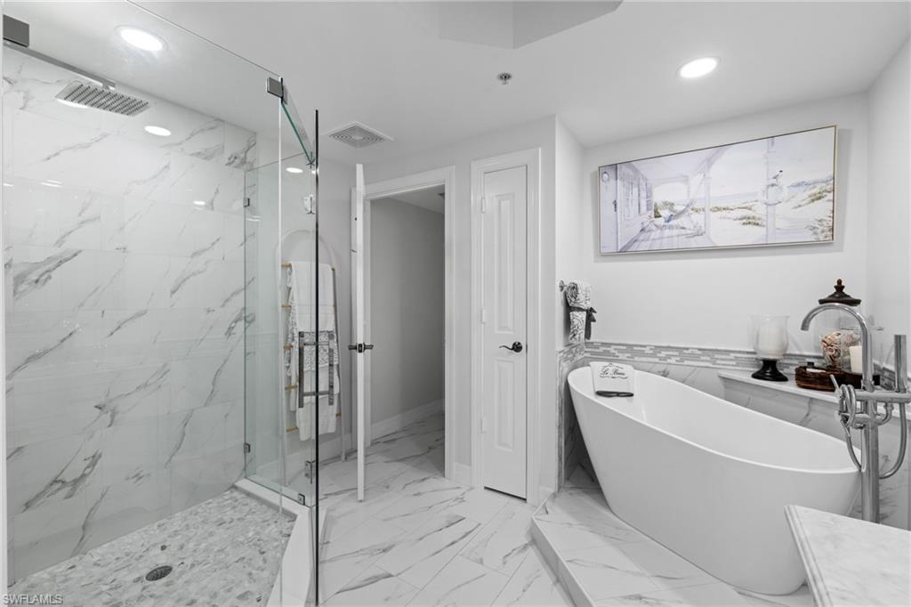 14380 Riva Del Lago Dr # 802 Property Photo 19