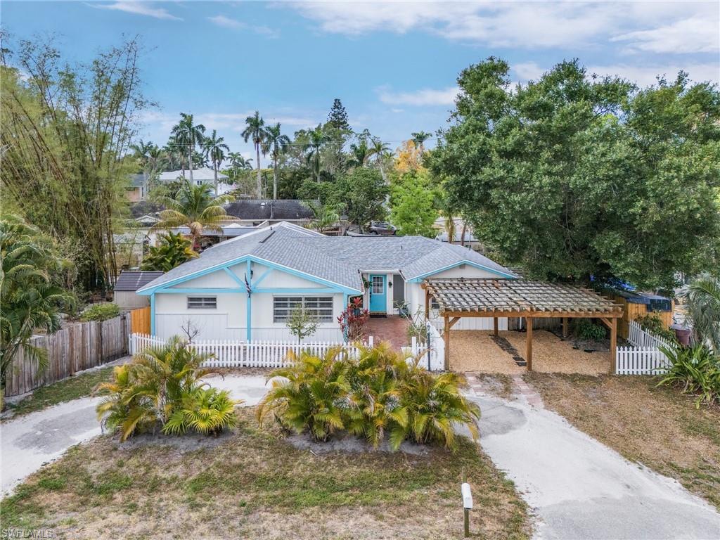 1560 Maravilla Ave Property Photo 24