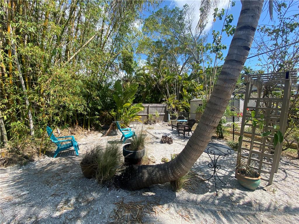 1560 Maravilla Ave Property Photo 32