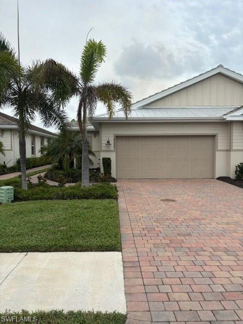 14667 Edgewater Cir Property Photo