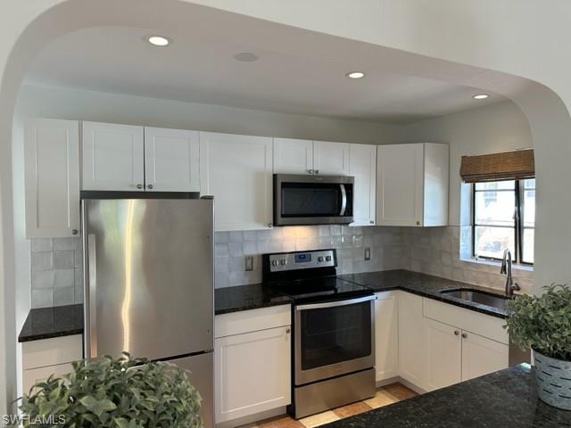 1532 Avalon Pl Property Photo 6