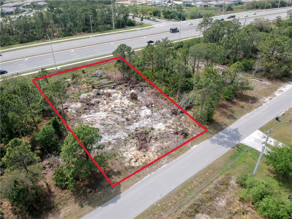 924 Meadow Rd Property Photo 3