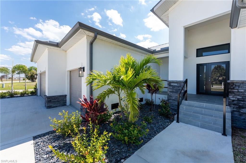 16210 Cape Horn Blvd Property Photo 2