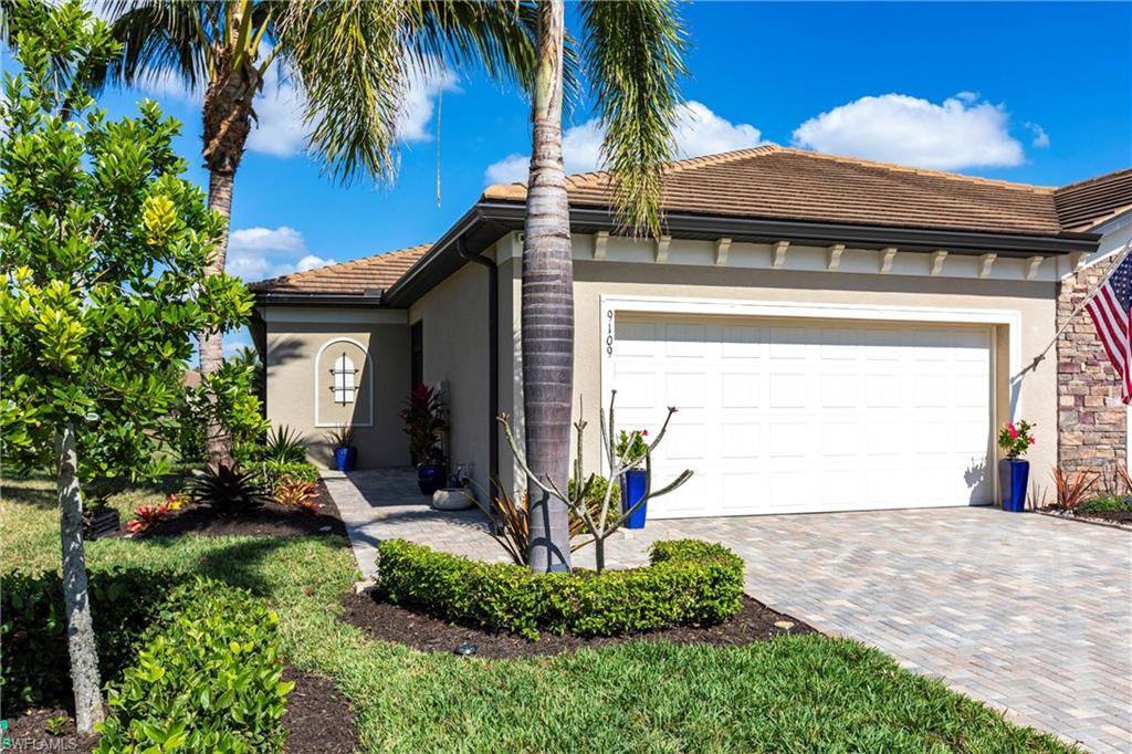 9109 Glenforest Dr Property Photo
