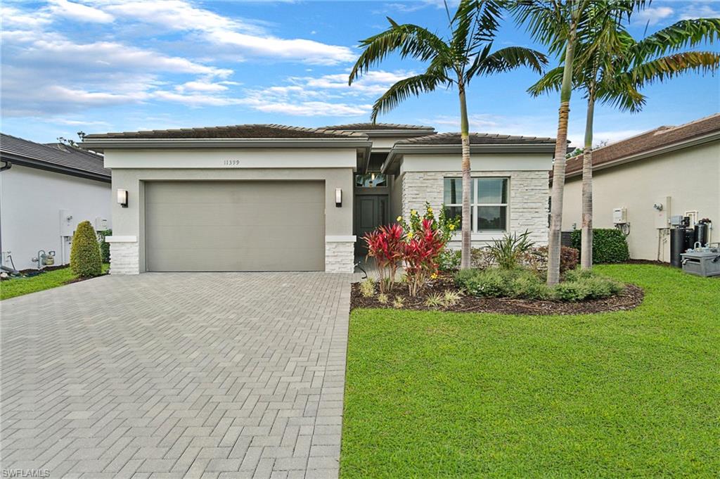 11399 Jacaranda Dr Property Photo
