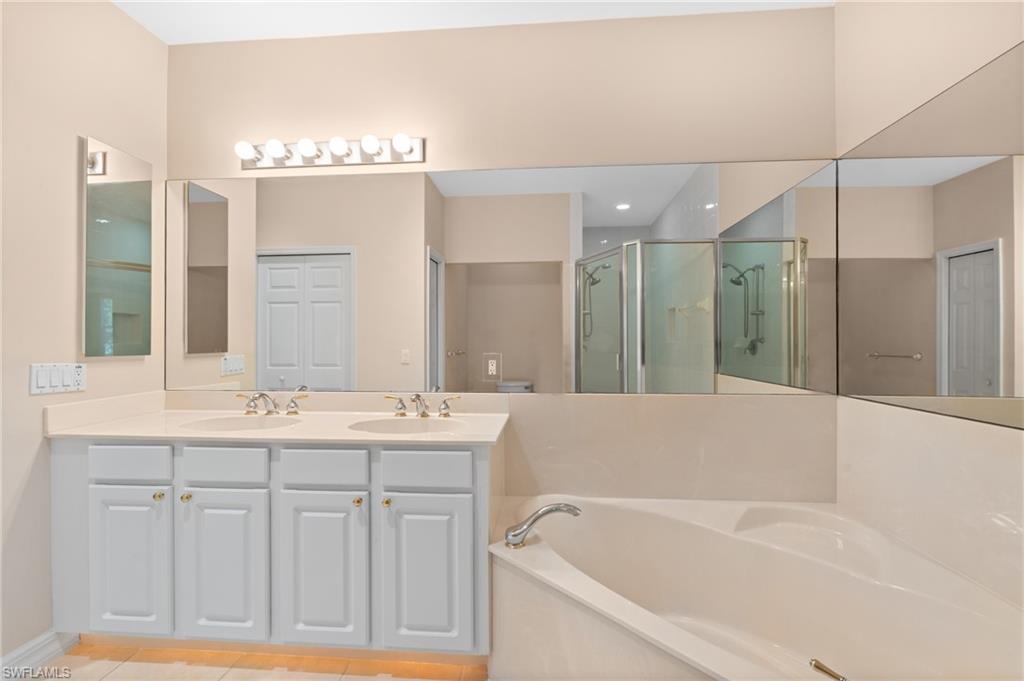 8395 Big Acorn Cir # 1b Property Photo 21