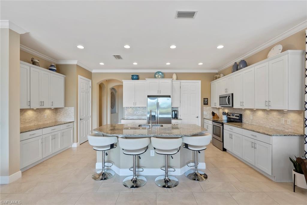 10263 Ashbrook Ct Property Photo 11