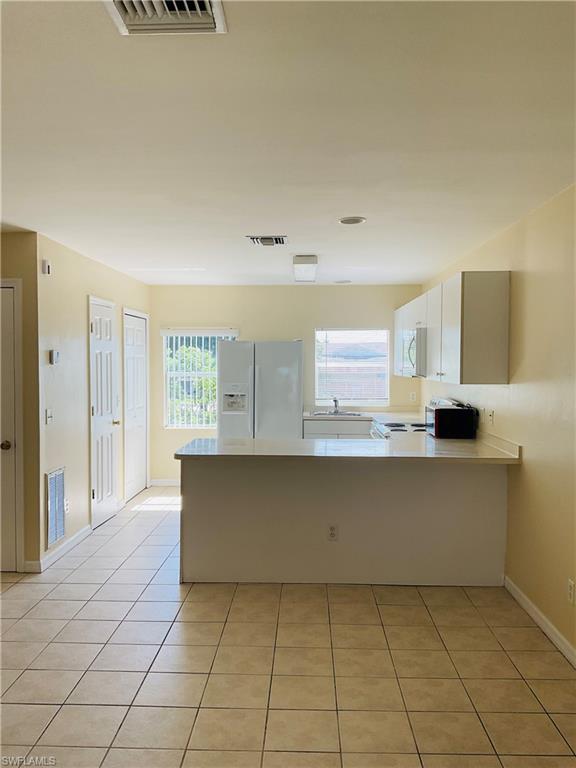 4903 York St # 203 Property Photo 4
