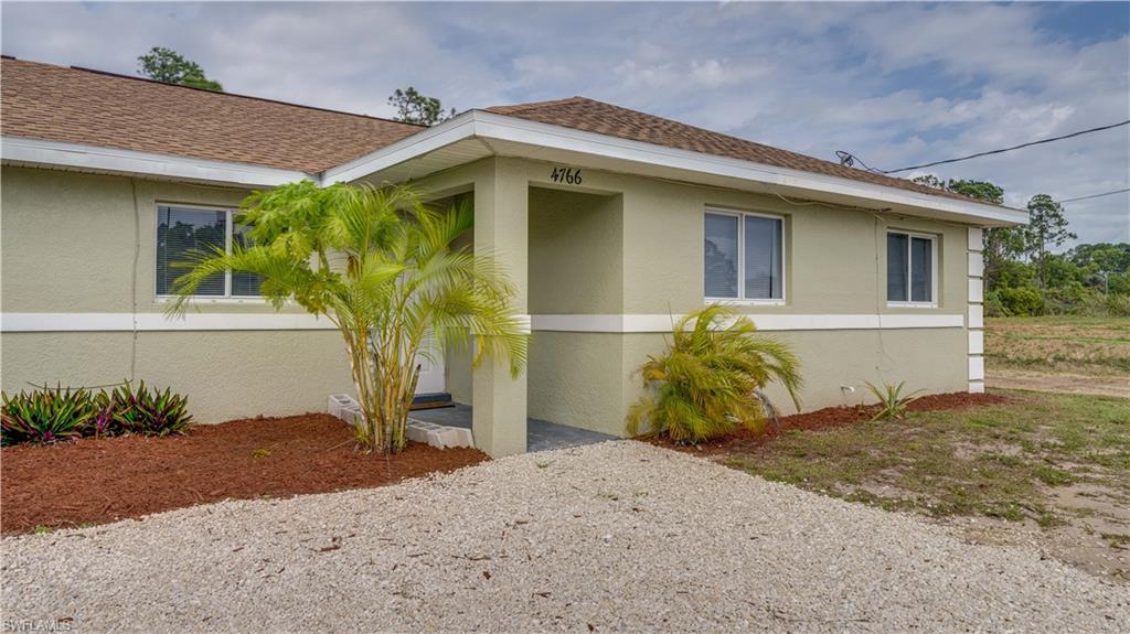 4766/4768 Golfview Blvd Property Photo 6
