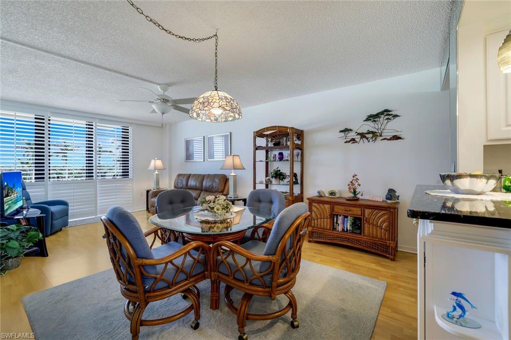 180 Seaview Ct # 400 Property Photo 7