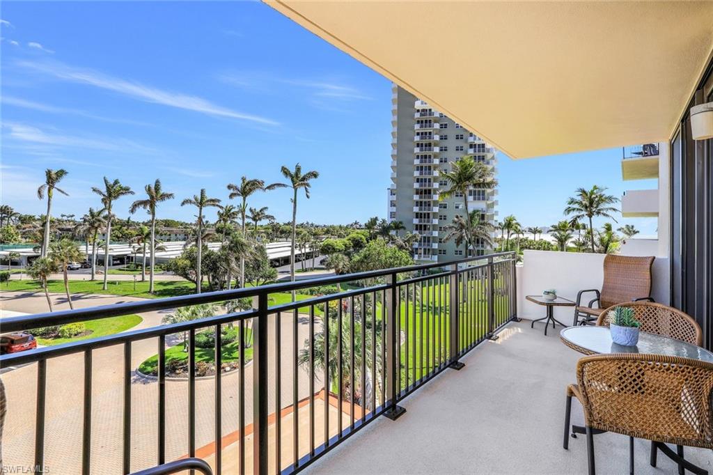 180 Seaview Ct # 400 Property Photo 13