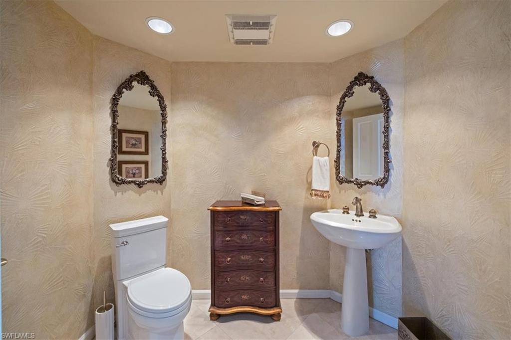 8231 Bay Colony Dr # 1101 Property Photo 21