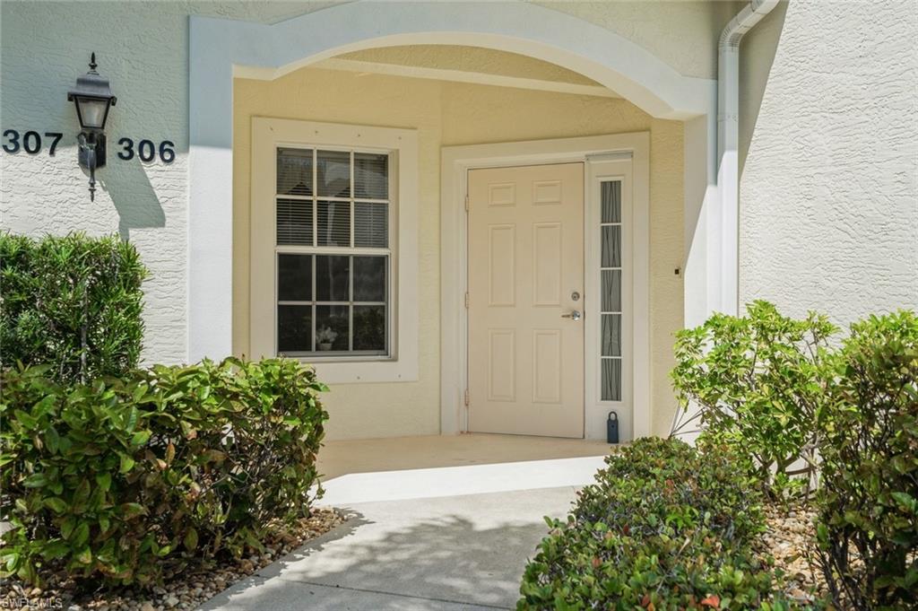 10116 Colonial Country Club Blvd # 306 Property Photo