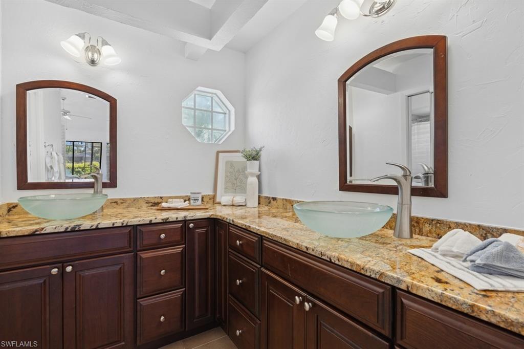 19208 Pine Run Ln Property Photo 14