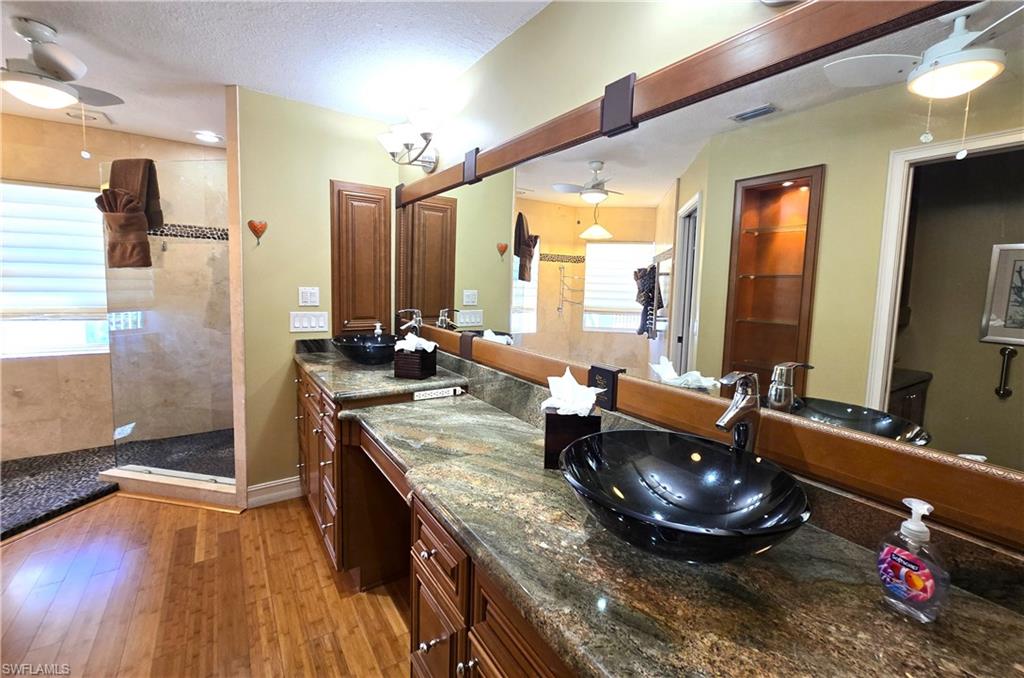18070 Interlochen Ln Property Photo 11