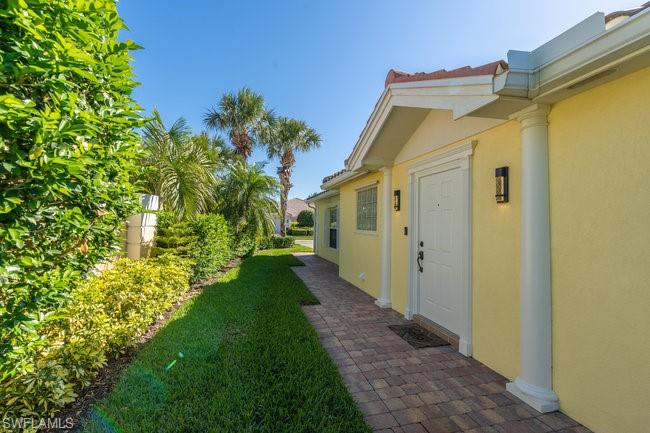 7566 Rozzini Ln Property Photo