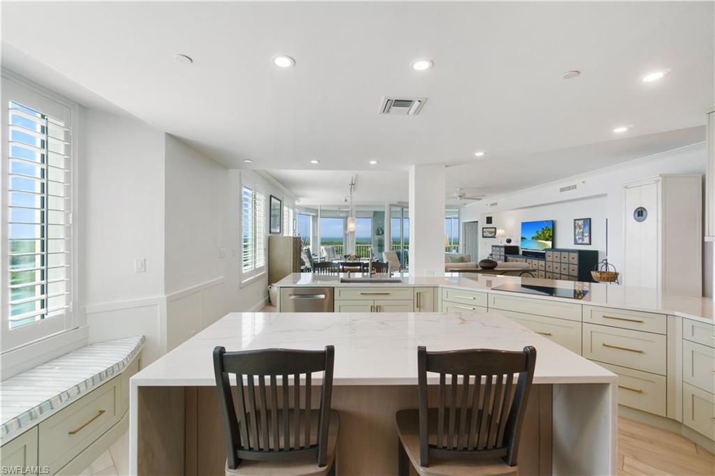 445 Dockside Dr # A901 Property Photo 11