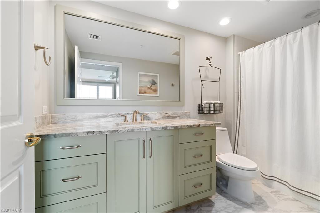 445 Dockside Dr # A901 Property Photo 27