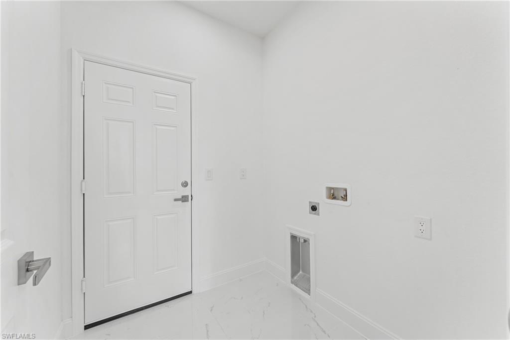 3111 40th St W Property Photo 29