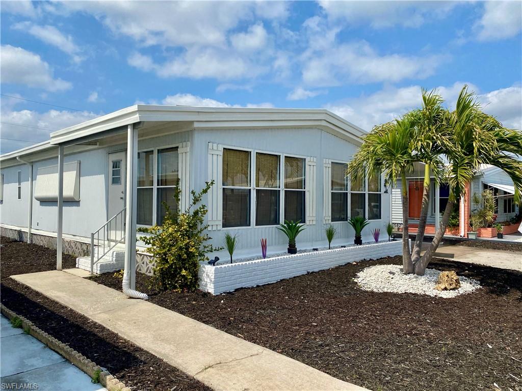 16027 Tangelo Way Property Photo 3