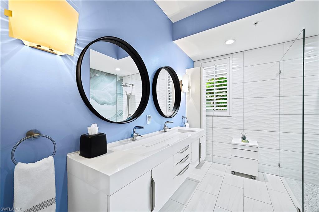 27091 Lake Harbor Ct # 102 Property Photo 28