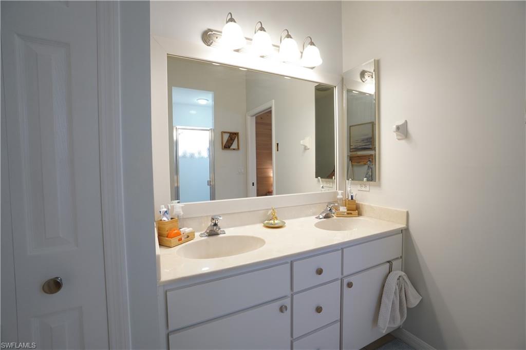 10740 Pearl Bay Cir Property Photo 30