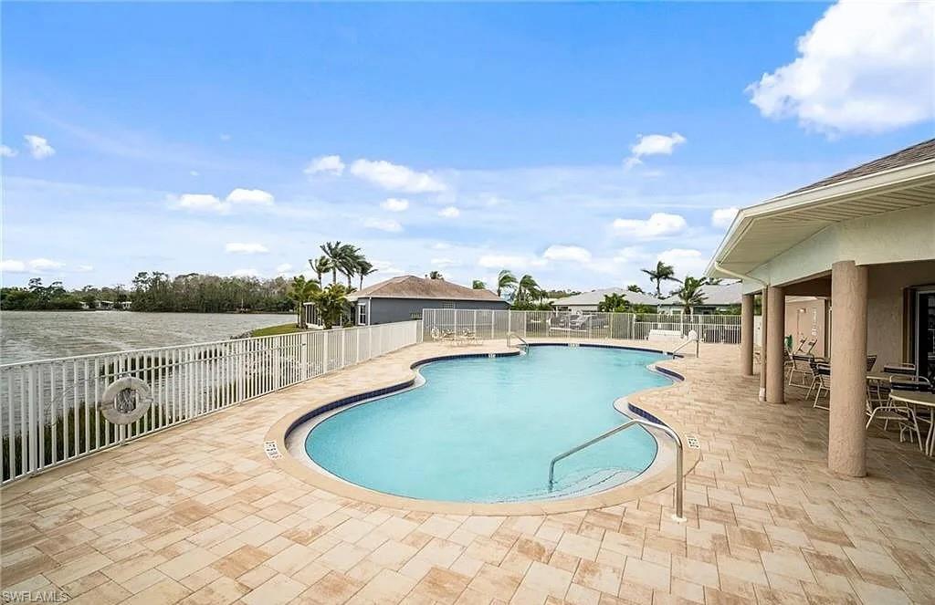 10740 Pearl Bay Cir Property Photo 39