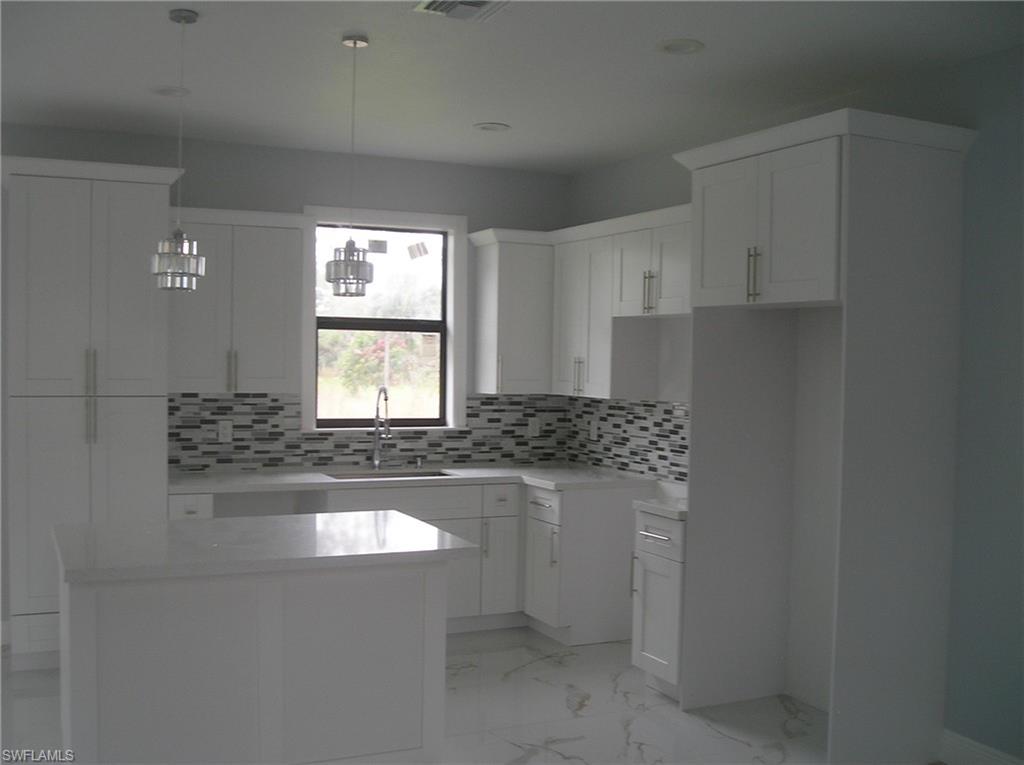 2347 Desoto Blvd S Property Photo 11