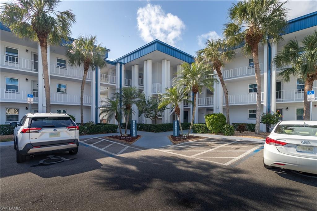 1724 Pine Valley Dr # 106 Property Photo 11