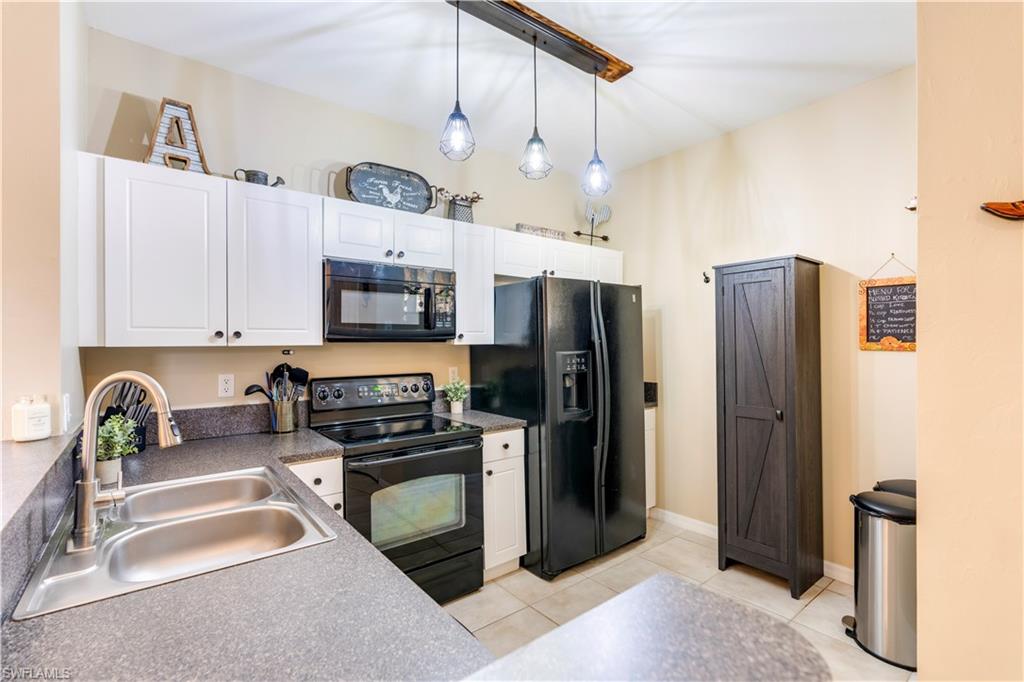 4222 Bellasol Cir # 923 Property Photo 6