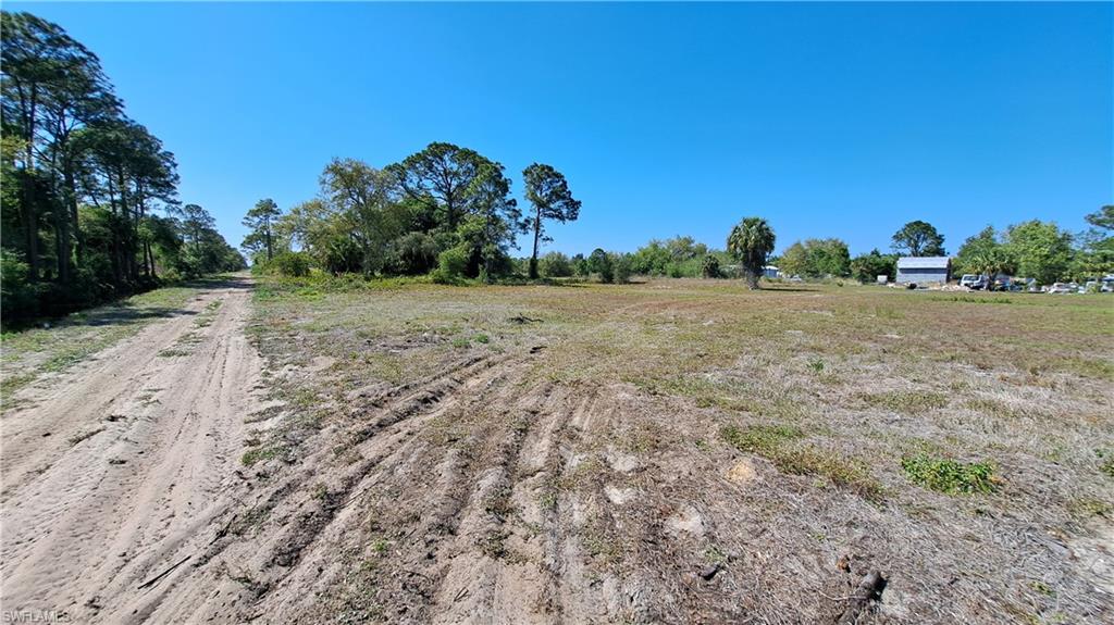 175 S Lindero St Property Photo 3