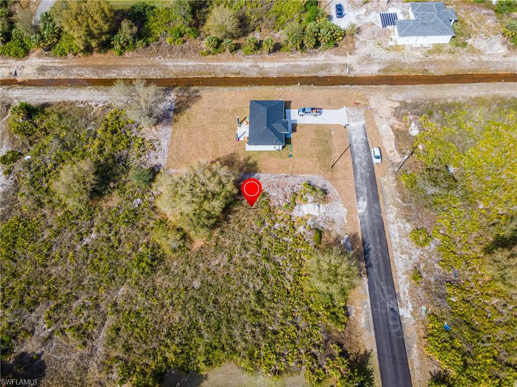 2521 57th St W Property Photo 7