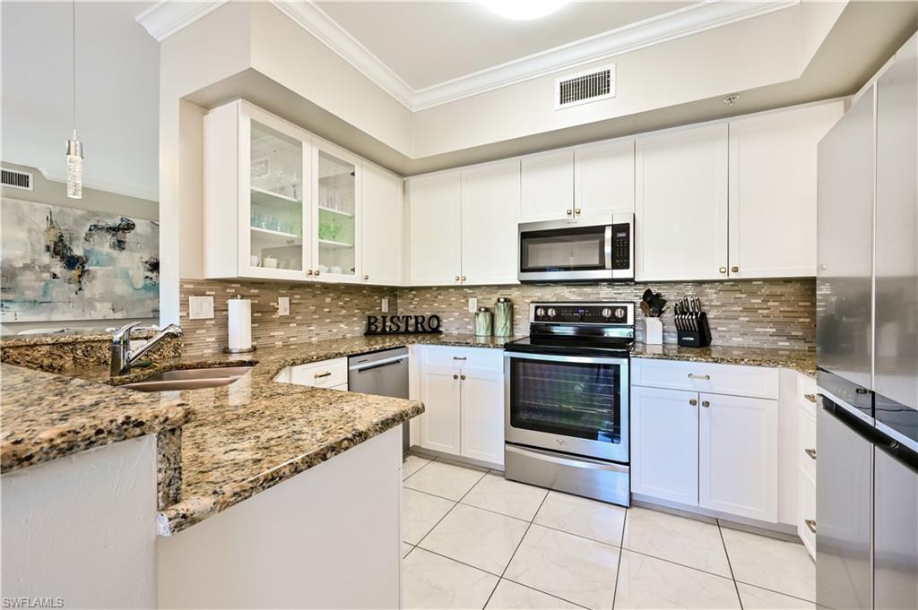 1054 Egrets Walk Cir # 102 Property Photo 6