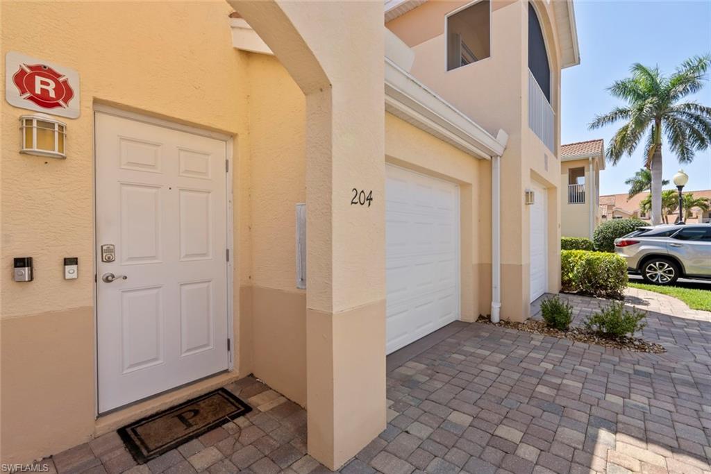 28621 Carriage Home Dr # 204 Property Photo 4