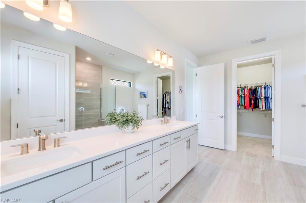 17571 Kinzie Ln Property Photo 22