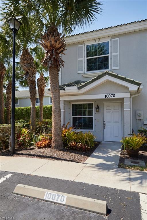 10070 Spyglass Hill Ln Property Photo 2